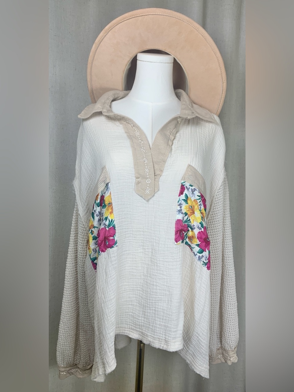 POL Boho Floral Patch Pocket Gauze Pullover Top Size L